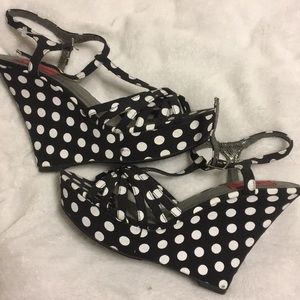 Retro Polka Dot Wedges